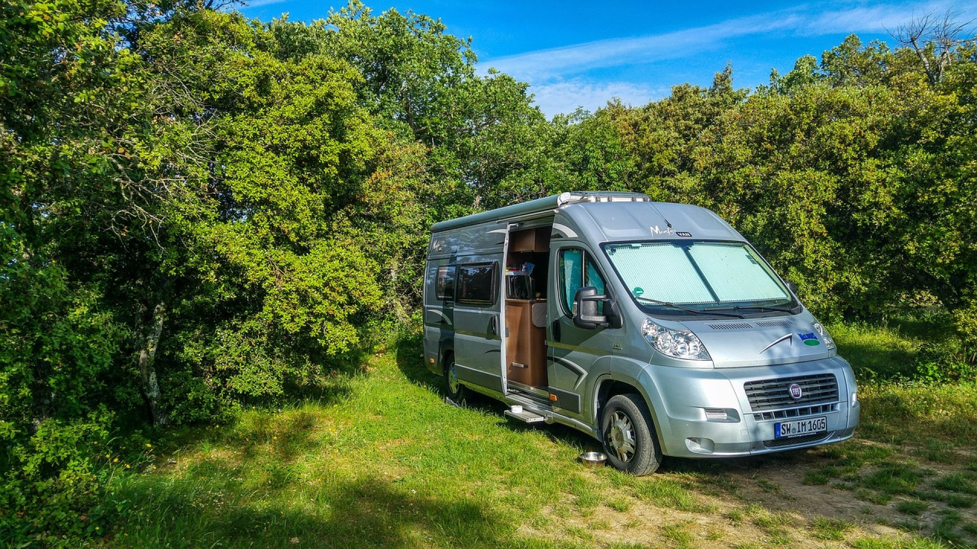 Camping-cars vans neufs : comment choisir le bon modèle pour vous ?